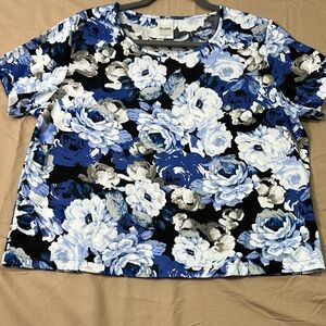 Blair Blue and White Floral Short Sleeve Top